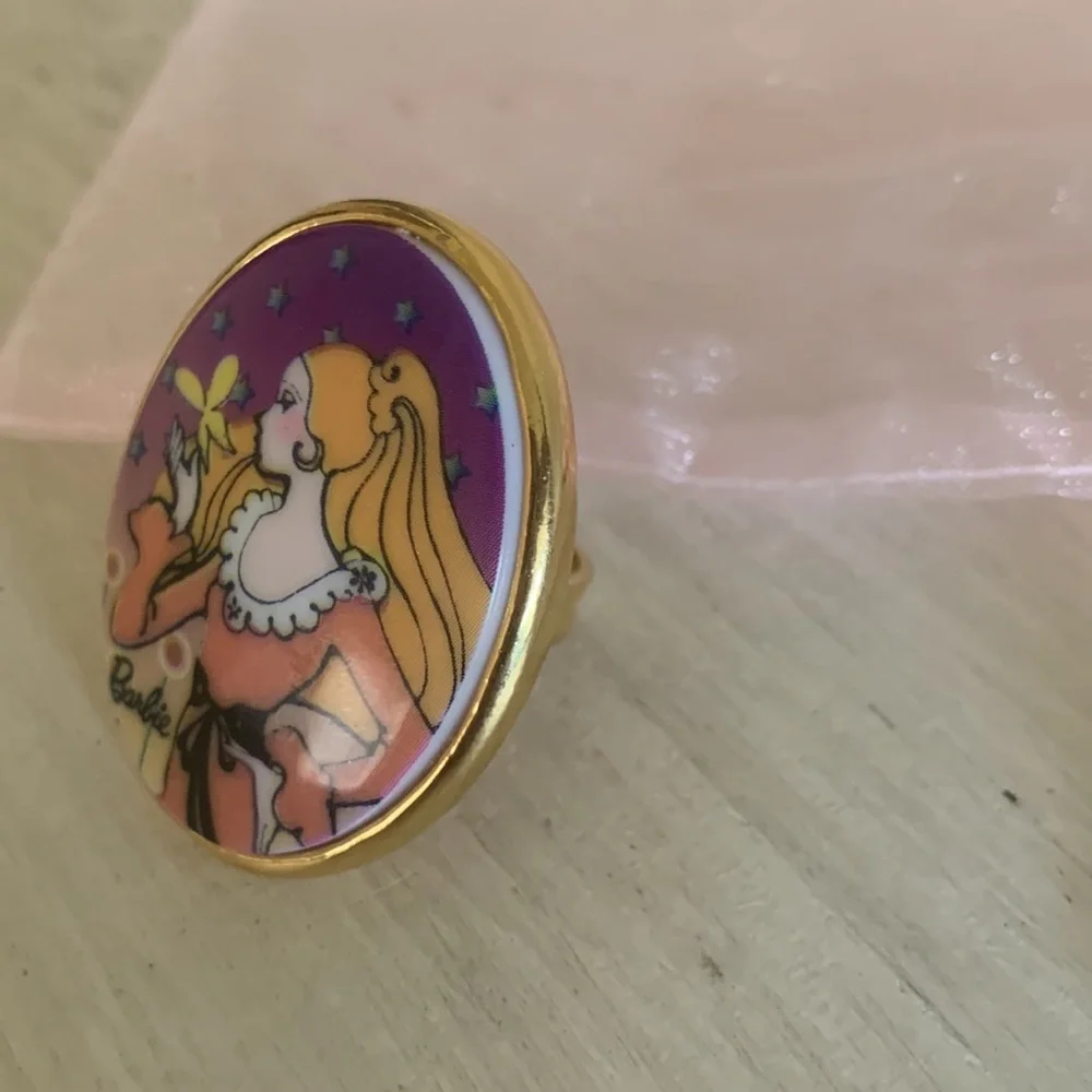 Tarina Tarantino Barbie ring - Picture 3 of 5